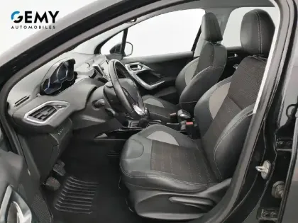 Photo 8 Peugeot 2008  1.2 PureTech 110ch S&S BVM5