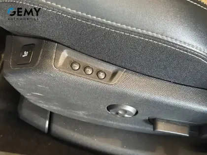 Photo 55 Peugeot 3008  Hybrid4 300 e-EAT8