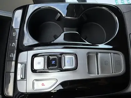 Photo 18 Hyundai Tucson  1.6 T-GDI 230 Hybrid BVA6