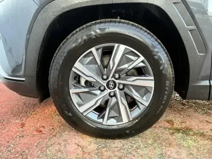 Photo 6 Hyundai Tucson  1.6 T-GDI 230 Hybrid BVA6