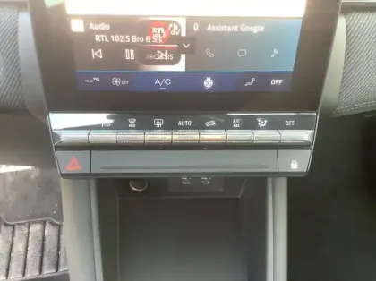 Photo 15 Renault Symbioz Nouveau E-Tech full hybrid 145 Esprit Alpine