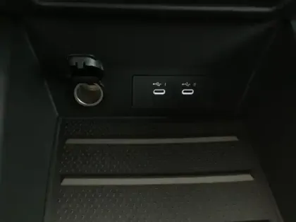 Photo 20 Renault Symbioz Nouveau E-Tech full hybrid 145 Iconic