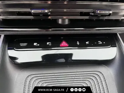 Photo 14 Mercedes CLA Coupe 250+ avec technologie EQ Limited Edition