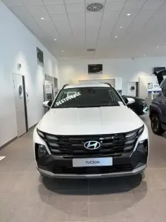 Photo 32 Hyundai Tucson  1.6 T-GDI 253 Plug-in BVA6