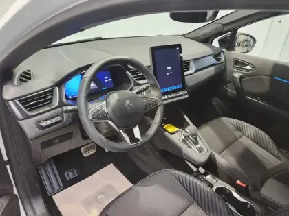 Photo 4 Renault Symbioz  E-Tech full hybrid 145