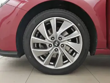 Photo 12 Hyundai I30  Fastback 1.0 T-GDi 120 BVM6