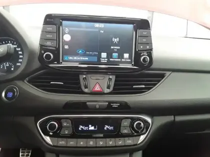 Photo 14 Hyundai I30  Fastback 1.0 T-GDi 120 BVM6