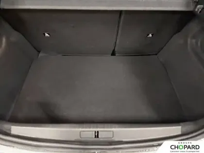 Photo 32 Peugeot 208  Hybrid 110 e-DCS6