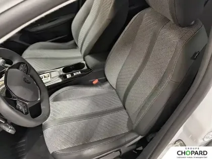 Photo 35 Peugeot 208  Hybrid 110 e-DCS6