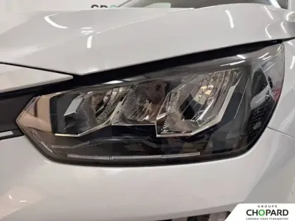 Photo 22 Peugeot 208  Hybrid 110 e-DCS6