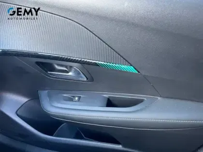 Photo 36 Peugeot 208  PureTech 100 S&S EAT8