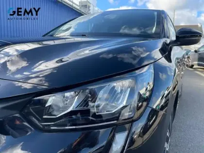 Photo 17 Peugeot 208  PureTech 100 S&S EAT8