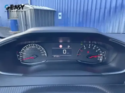 Photo 28 Peugeot 208  PureTech 100 S&S EAT8