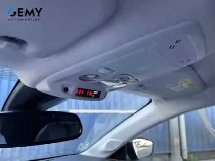 Photo 26 Peugeot 208  PureTech 100 S&S EAT8