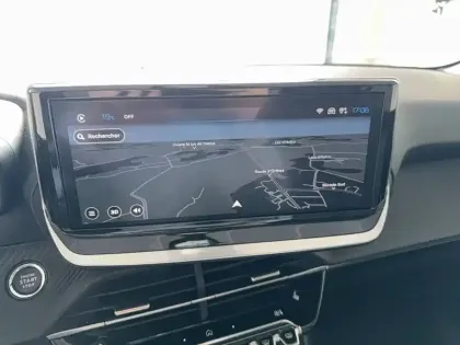 Photo 15 Peugeot 208  Hybrid 100 e-DCS6