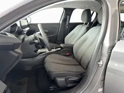 Photo 10 Peugeot 208  Hybrid 100 e-DCS6