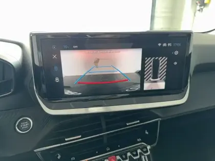 Photo 16 Peugeot 208  Hybrid 100 e-DCS6