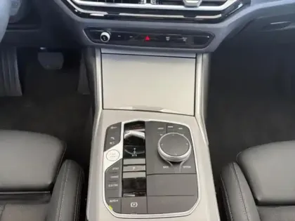 Photo 25 BMW Serie 3 Série 3 Touring 320eA 204ch Business Design