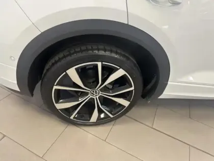 Photo 27 Volkswagen T-roc  1.5 TSI EVO 150ch R-Line DSG7