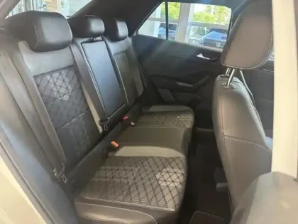 Photo 21 Volkswagen T-roc  1.5 TSI EVO 150ch R-Line DSG7