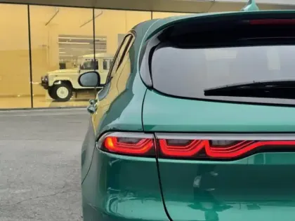 Photo 11 Alfa Romeo Tonale  1.5 Hybrid 160ch Edizione Speciale TCT