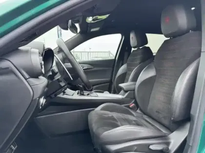 Photo 13 Alfa Romeo Tonale  1.5 Hybrid 160ch Edizione Speciale TCT