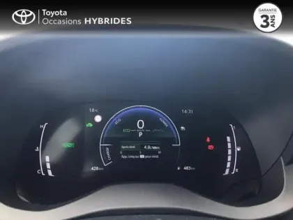 Photo 13 Toyota Yaris  116h Design 5p MC24