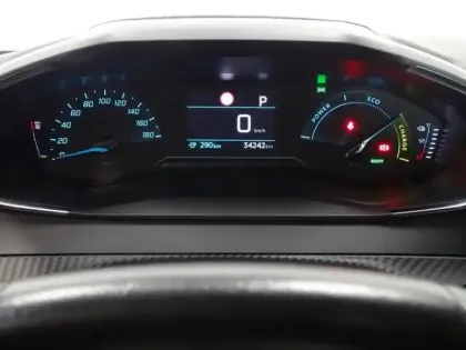 Photo 15 Peugeot 2008  e- 136ch Active Pack