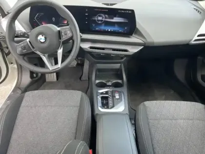 Photo 8 BMW Serie 1 Série 1 120dA 163ch M Sport Design DKG7