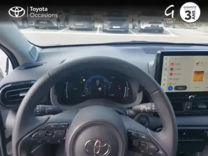 Photo 12 Toyota Yaris  116h Design 5p MY25