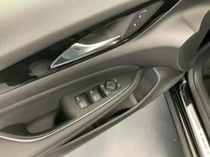 Photo 19 Opel Insignia  Grand Sport 1.6 Diesel 136 ch BVA6 Elite