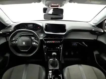 Photo 8 Peugeot 208  PureTech 100 S&S BVM6 Allure