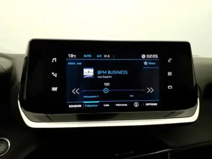 Photo 14 Peugeot 208  PureTech 100 S&S BVM6 Allure