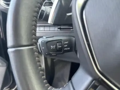 Photo 17 Peugeot 3008  BlueHDi 130ch S&S EAT8 Allure Pack