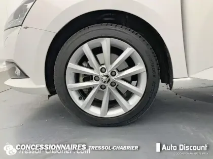 Photo 14 Skoda Fabia  Combi 1.0 TSI 110 ch BVM6 Style