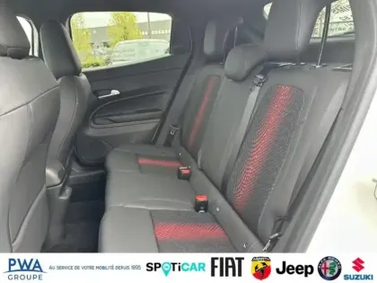 Photo 15 Alfa Romeo Junior  1.2 Ibrida 145ch Speciale e-DCT6