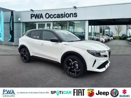 Photo 8 Alfa Romeo Junior  1.2 Ibrida 145ch Speciale e-DCT6