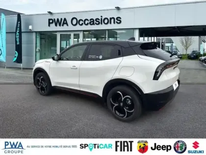 Photo 12 Alfa Romeo Junior  1.2 Ibrida 145ch Speciale e-DCT6