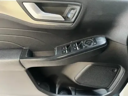 Photo 12 Ford Kuga  1.5 EcoBlue 120ch Titanium