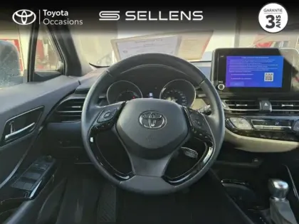 Photo 8 Toyota C-HR  2.0 Hybride 184ch Design Ultimate E-CVT