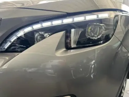 Photo 11 Peugeot 3008  1.2 PureTech 130ch S&S Allure Business