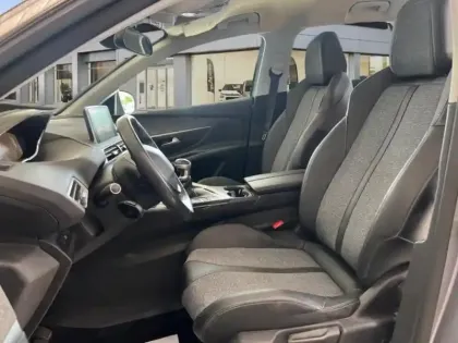 Photo 8 Peugeot 3008  1.2 PureTech 130ch S&S Allure Business