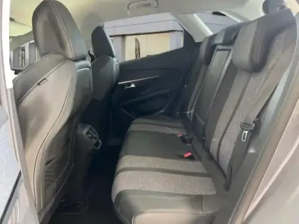 Photo 9 Peugeot 3008  1.2 PureTech 130ch S&S Allure Business