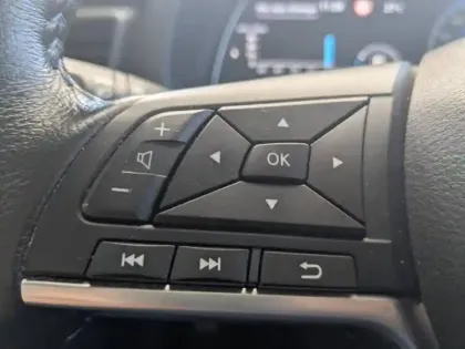 Photo 10 Nissan Leaf  217ch e+ 62kWh N-Connecta 22