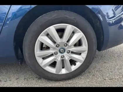 Photo 12 Renault Megane  Estate 1.6 E-Tech Plug-in 160ch Business -21N