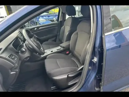 Photo 9 Renault Megane  Estate 1.6 E-Tech Plug-in 160ch Business -21N