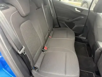 Photo 11 Ford Focus  1.0 EcoBoost mHEV 125ch Titanium X Business