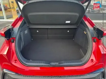 Photo 13 Toyota C-HR  2.0 Hybride Rechargeable 225ch Collection MY25