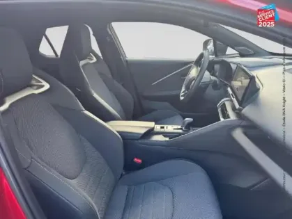 Photo 19 Toyota C-HR  2.0 Hybride Rechargeable 225ch Collection MY25