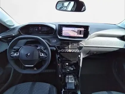 Photo 2 Peugeot 208  Electrique 50 kWh 136ch